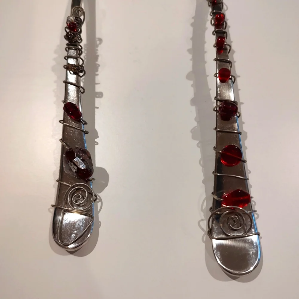 Gourmet Settings Jeweled Serving Spoon and Fork Party Red Stone